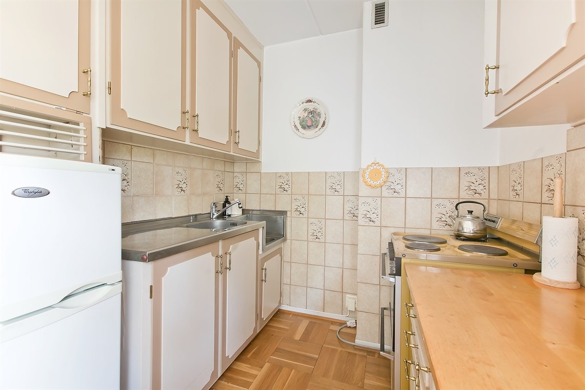 Innholdsrikt kjøkken Galleribilde