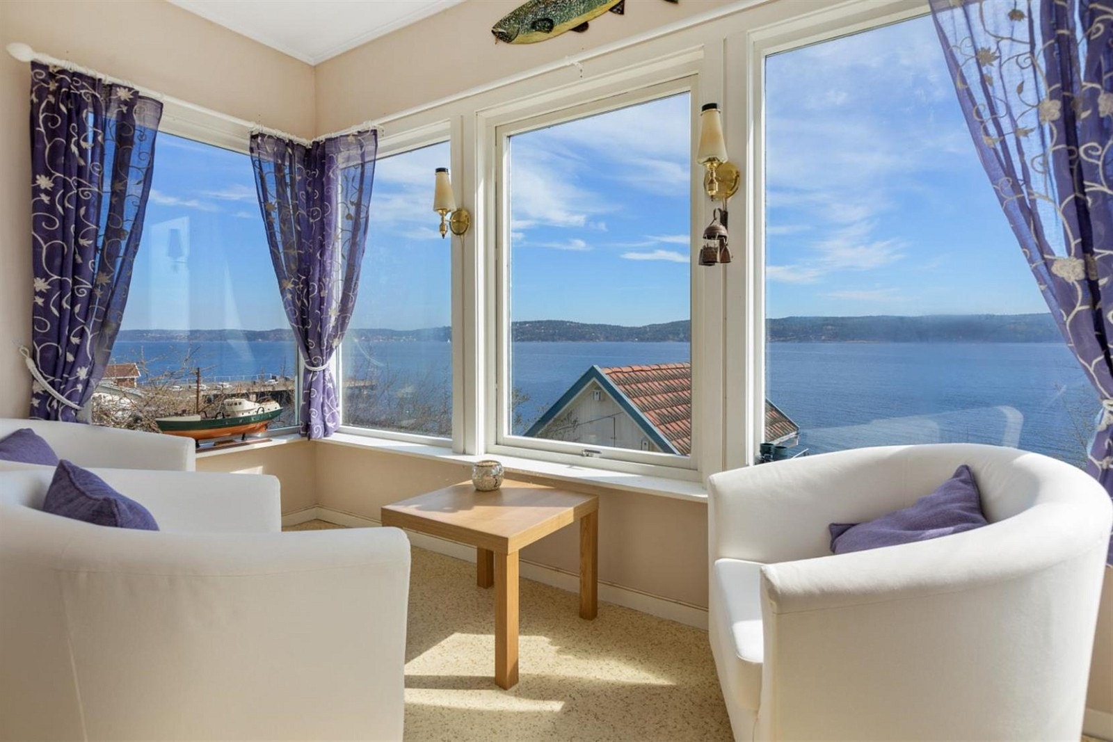 Rå utsikt fra vinterhage/stue Galleribilde