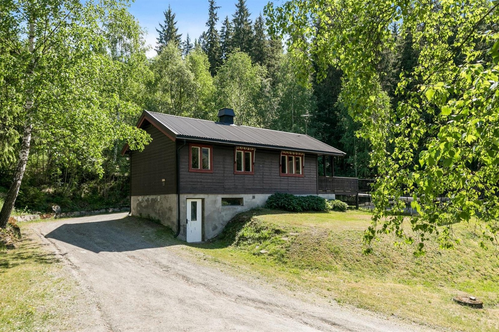 Kongsvegen 1843 har gruset adkomst. Galleribilde