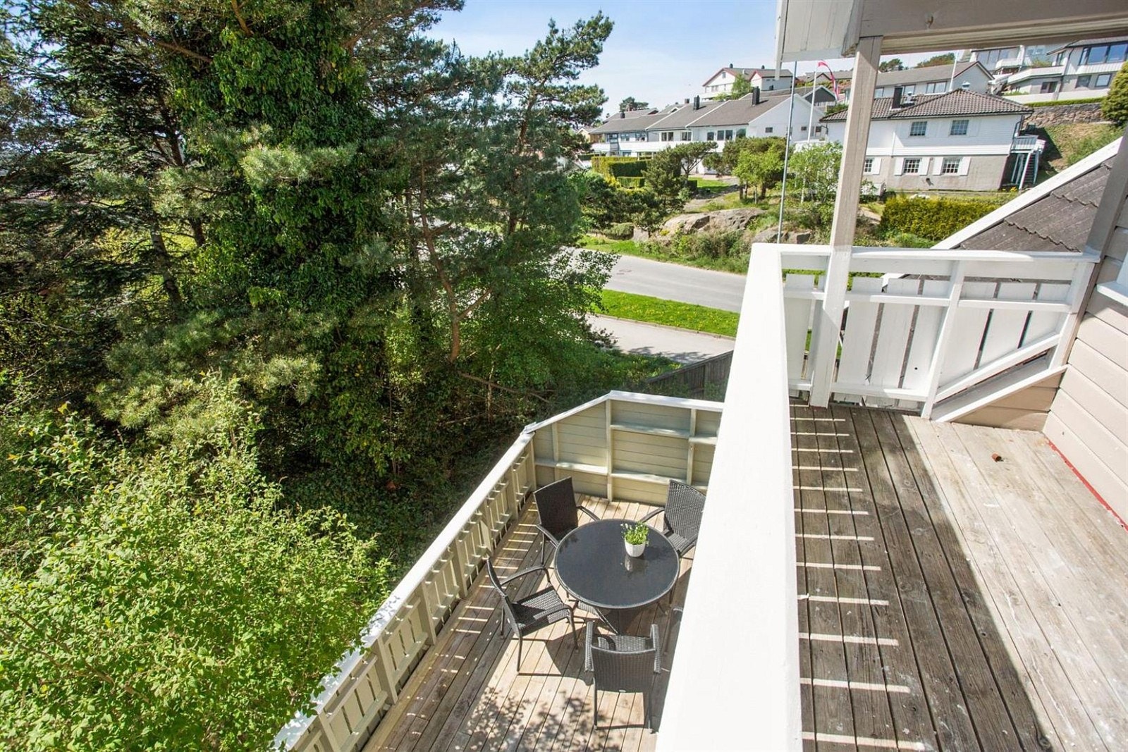 Fra balkongen i loftsetasje Galleribilde