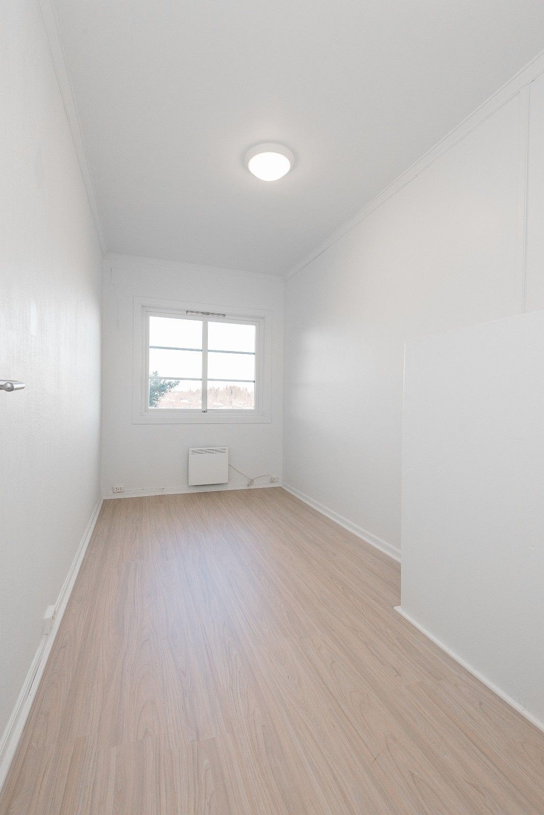 Hybel 2 kr 5.100,- Galleribilde