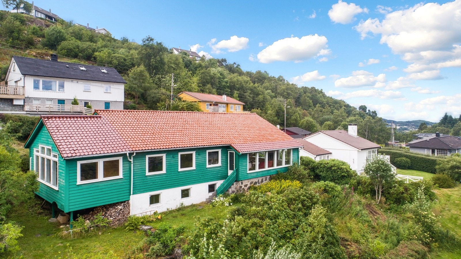 Det meste av kvaliteter og innredning er fra byggeår og det bør påregnes generell oppgradering Galleribilde