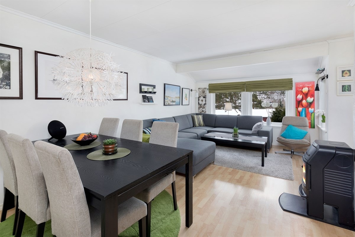 En stor selveierleilighet som går over 2. etg. Galleribilde