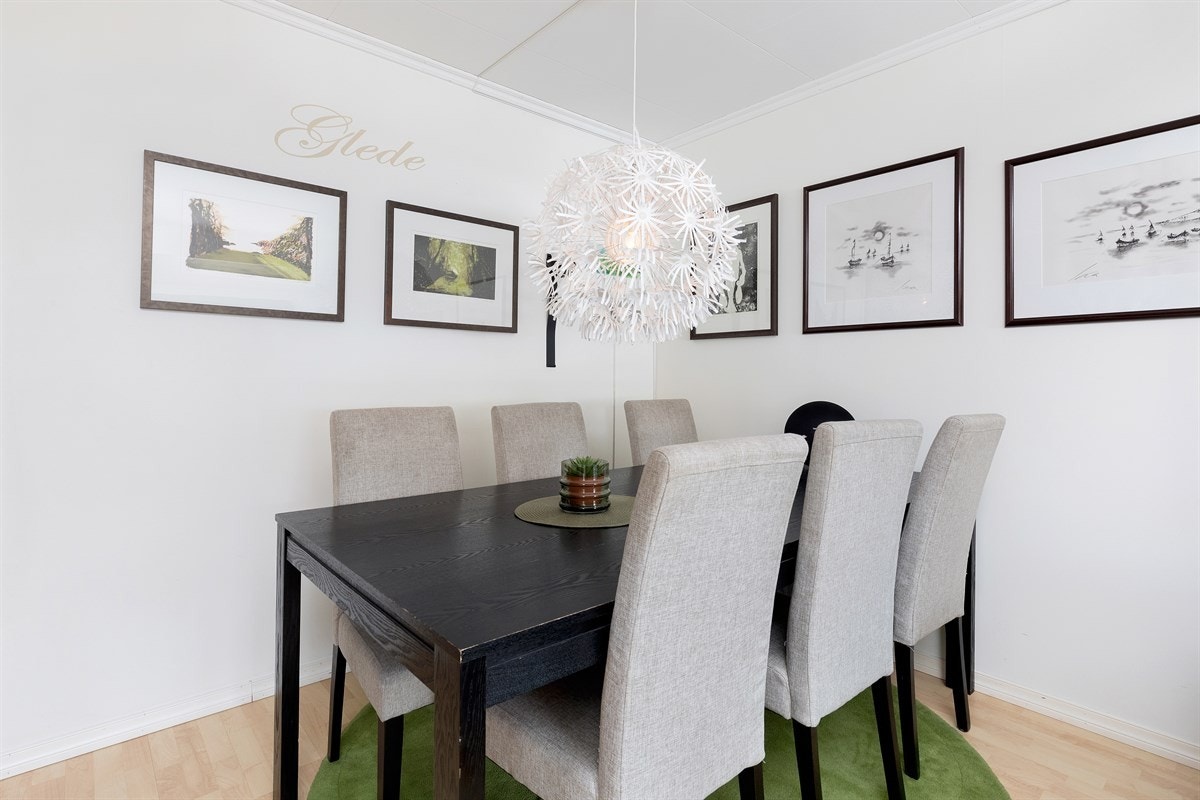 Spisegruppe i stue Galleribilde