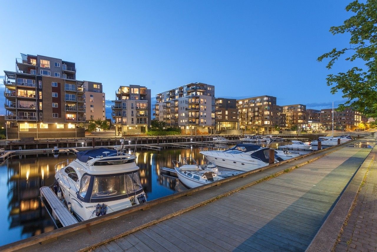 Kveldsstemning i Dyre Halses gate Galleribilde