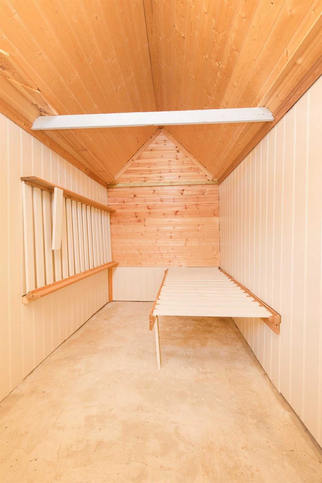 Innvendig er det kun et rom Galleribilde