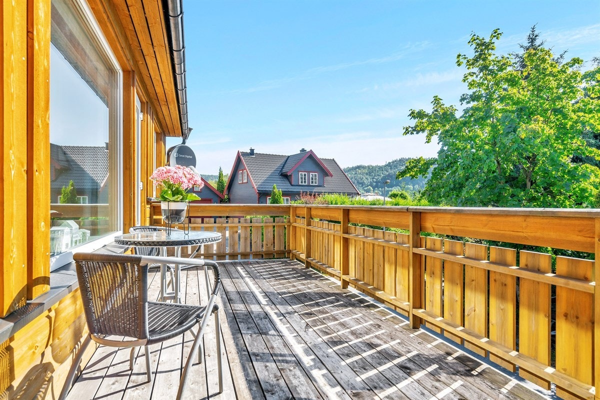 Fin veranda ut fra stuen Galleribilde