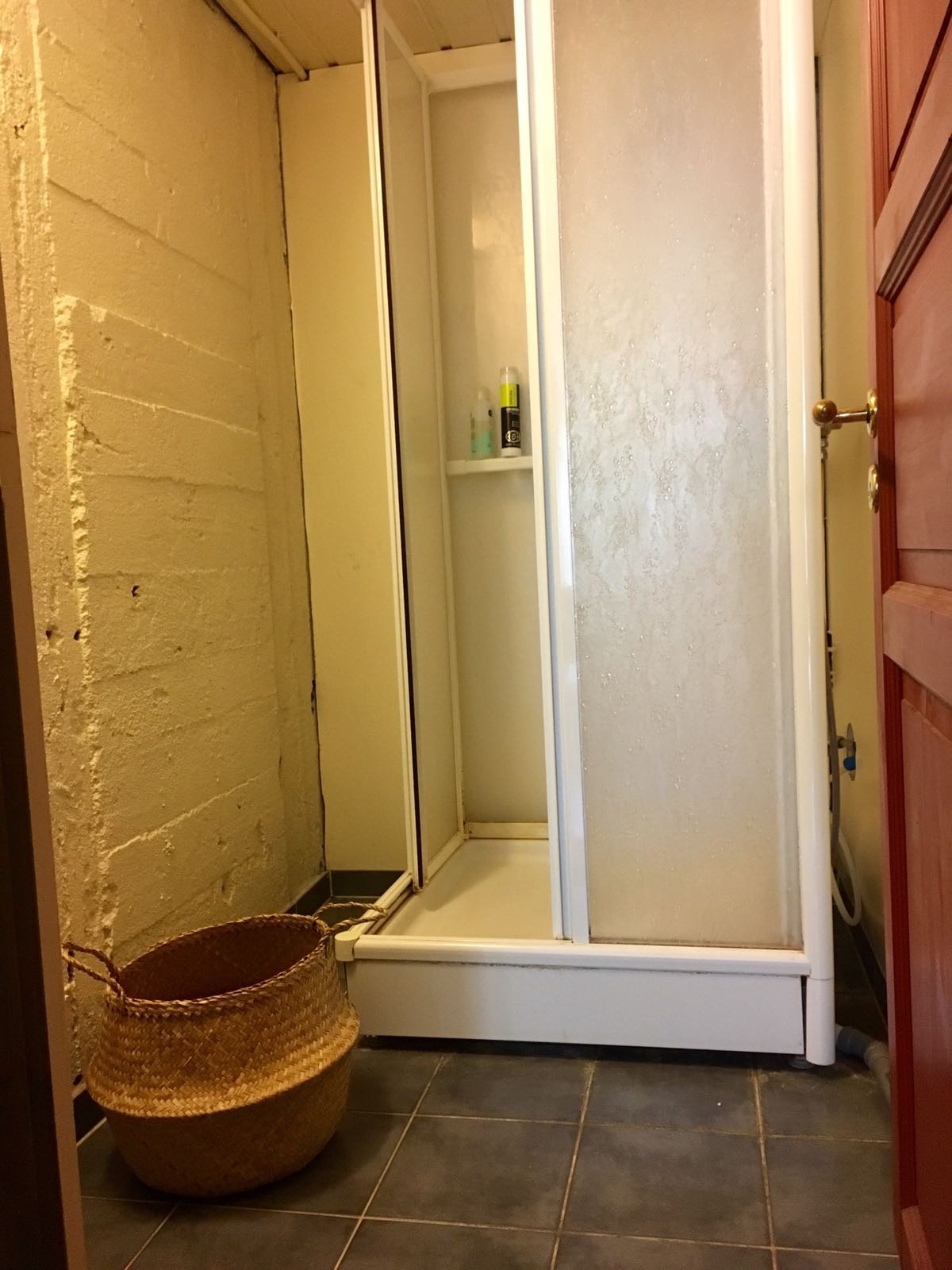 Dusjrom Galleribilde