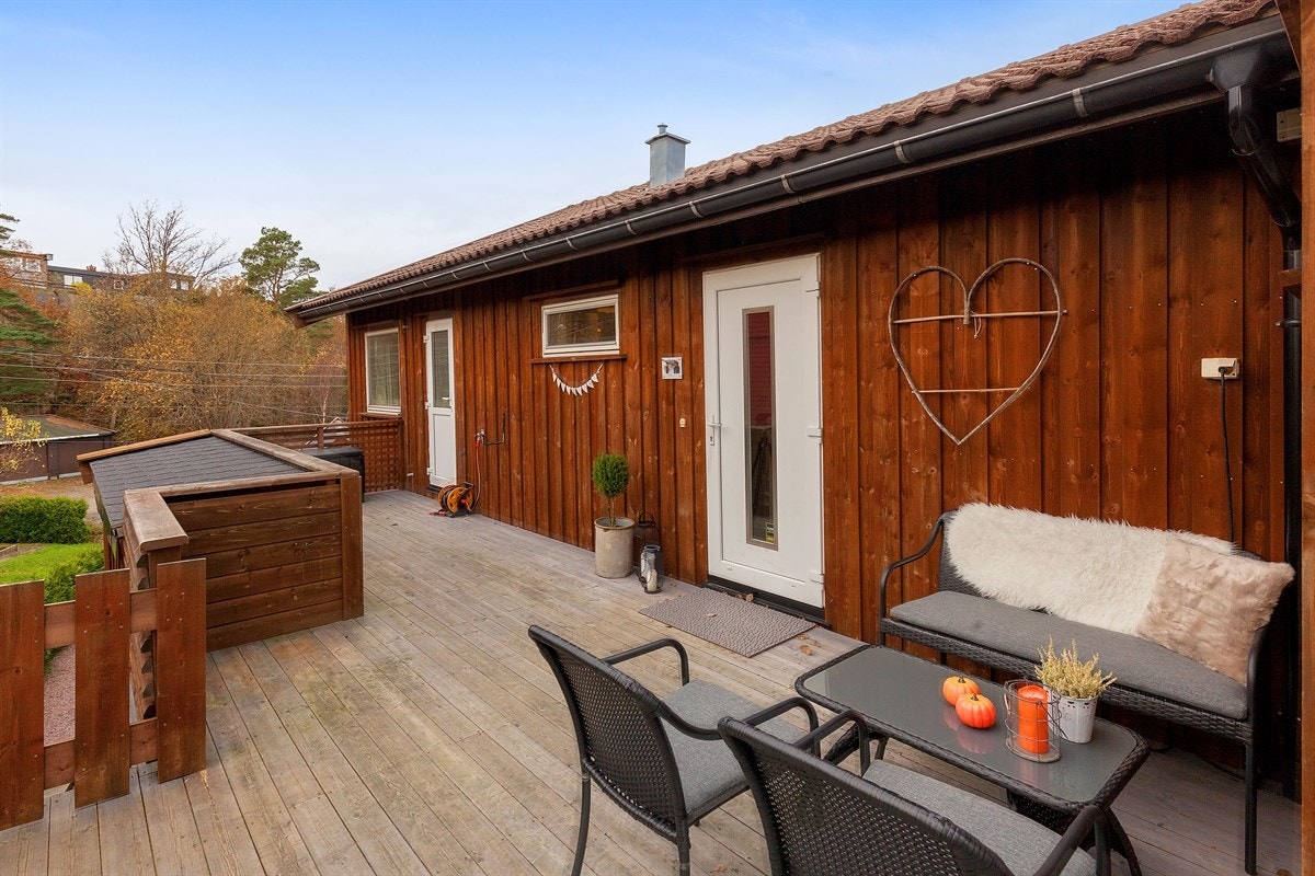 Stor solrik veranda Galleribilde