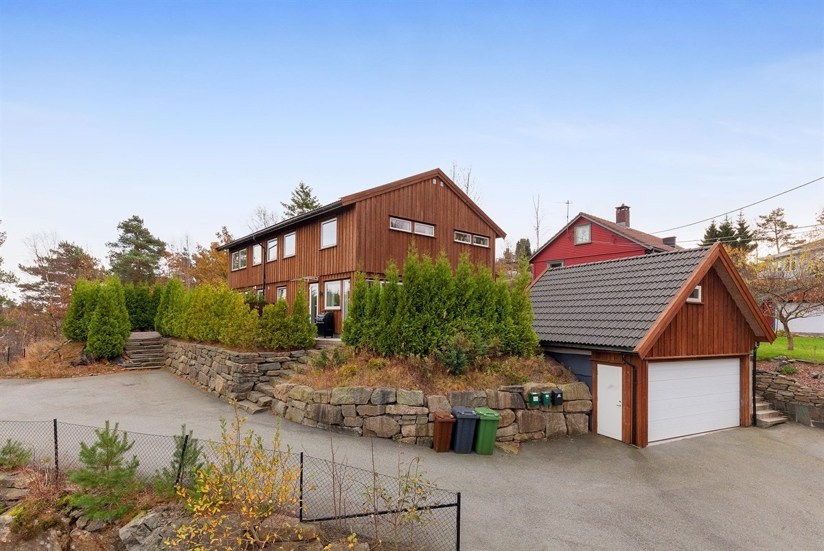 Sørmegleren ved Kristian og Henrik Lossius ønsker deg velkommen til Fregattveien 3! Galleribilde