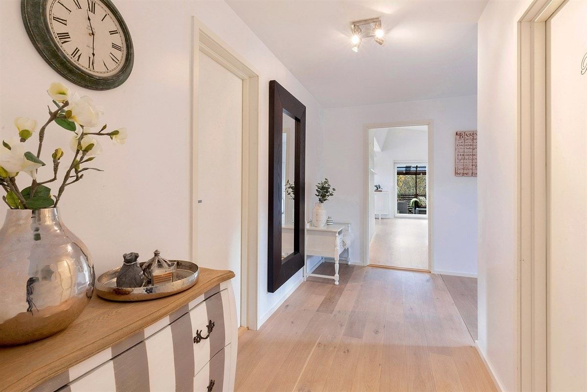 Gang/entrè Galleribilde