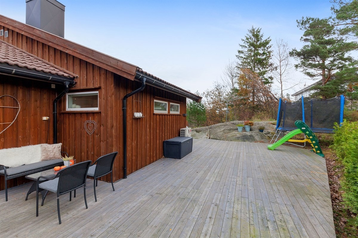 Stor solrik veranda Galleribilde