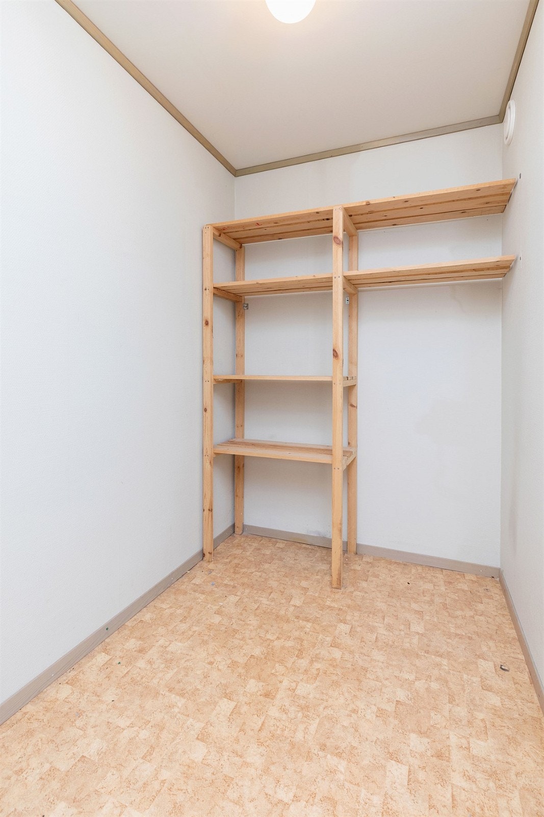 Innvendig bod Galleribilde