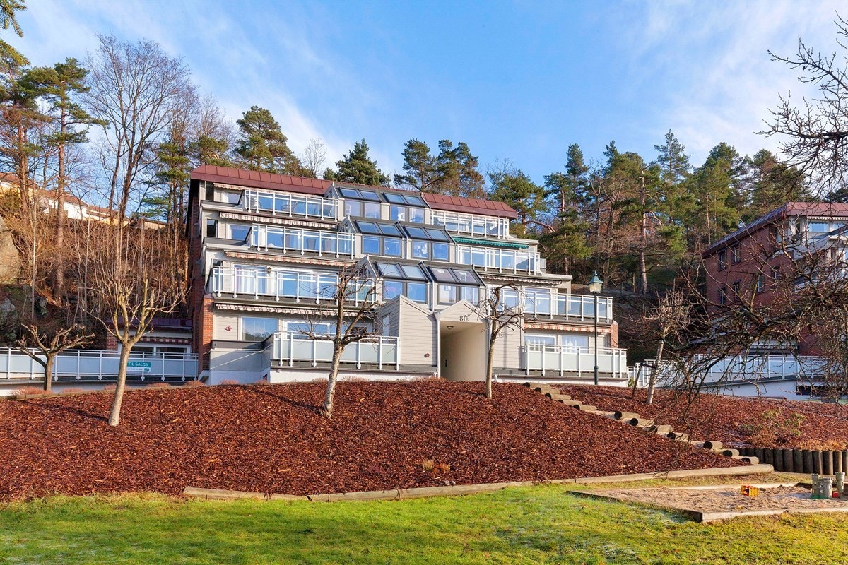 Fasade - Sommer Galleribilde