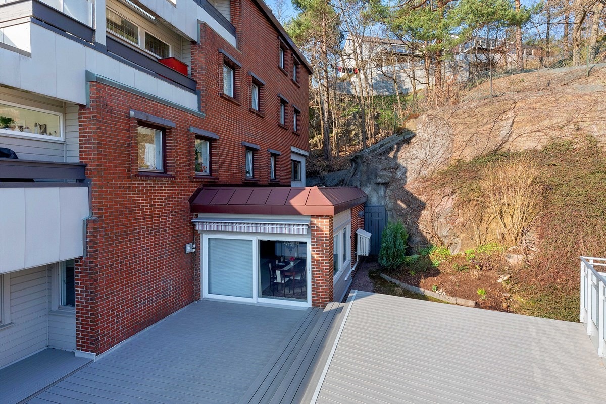 En stor selvierierleilighet beliggende i byggets 1. etg. Galleribilde