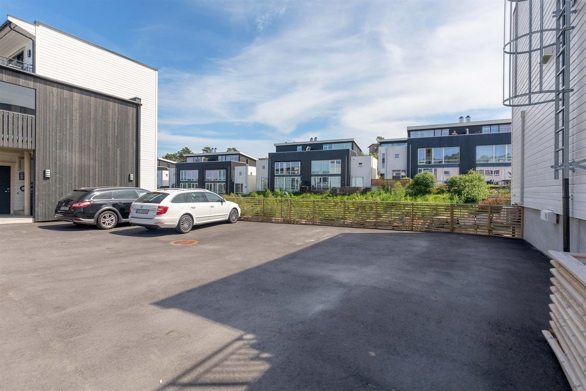 Felles parkeringsplass Galleribilde