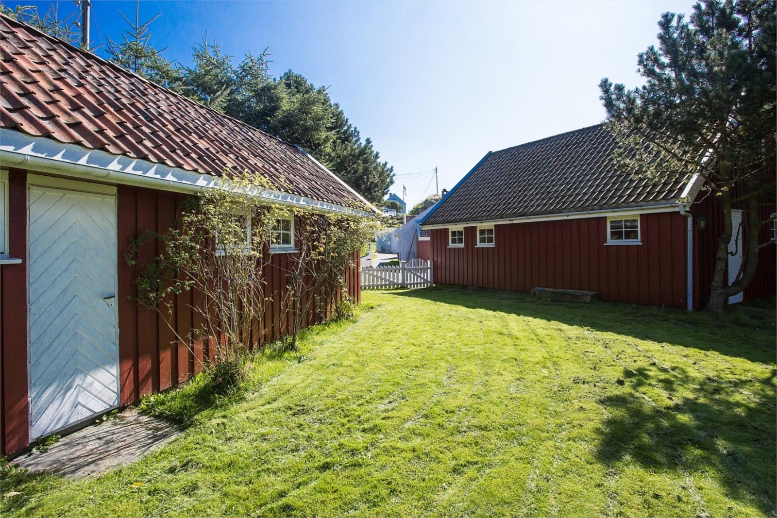 Adkomst/garasjer Galleribilde