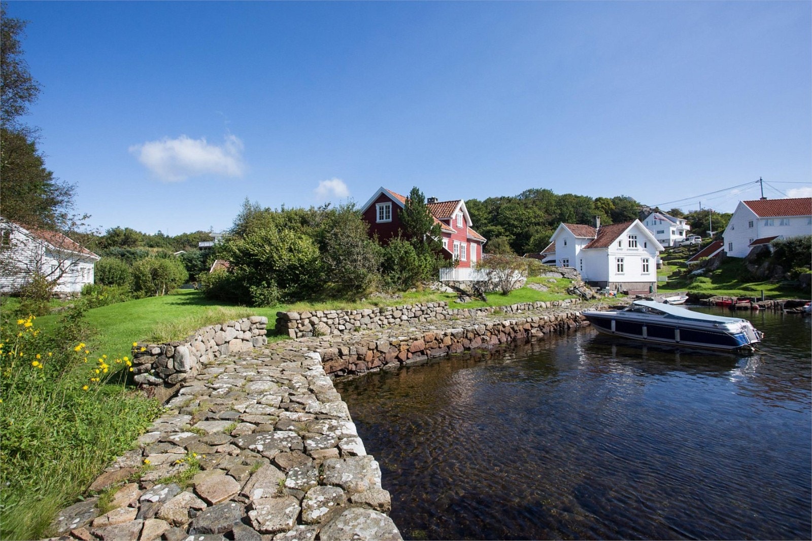 Bilde mot Matroshuset. Verehuset ses til venstre. Galleribilde