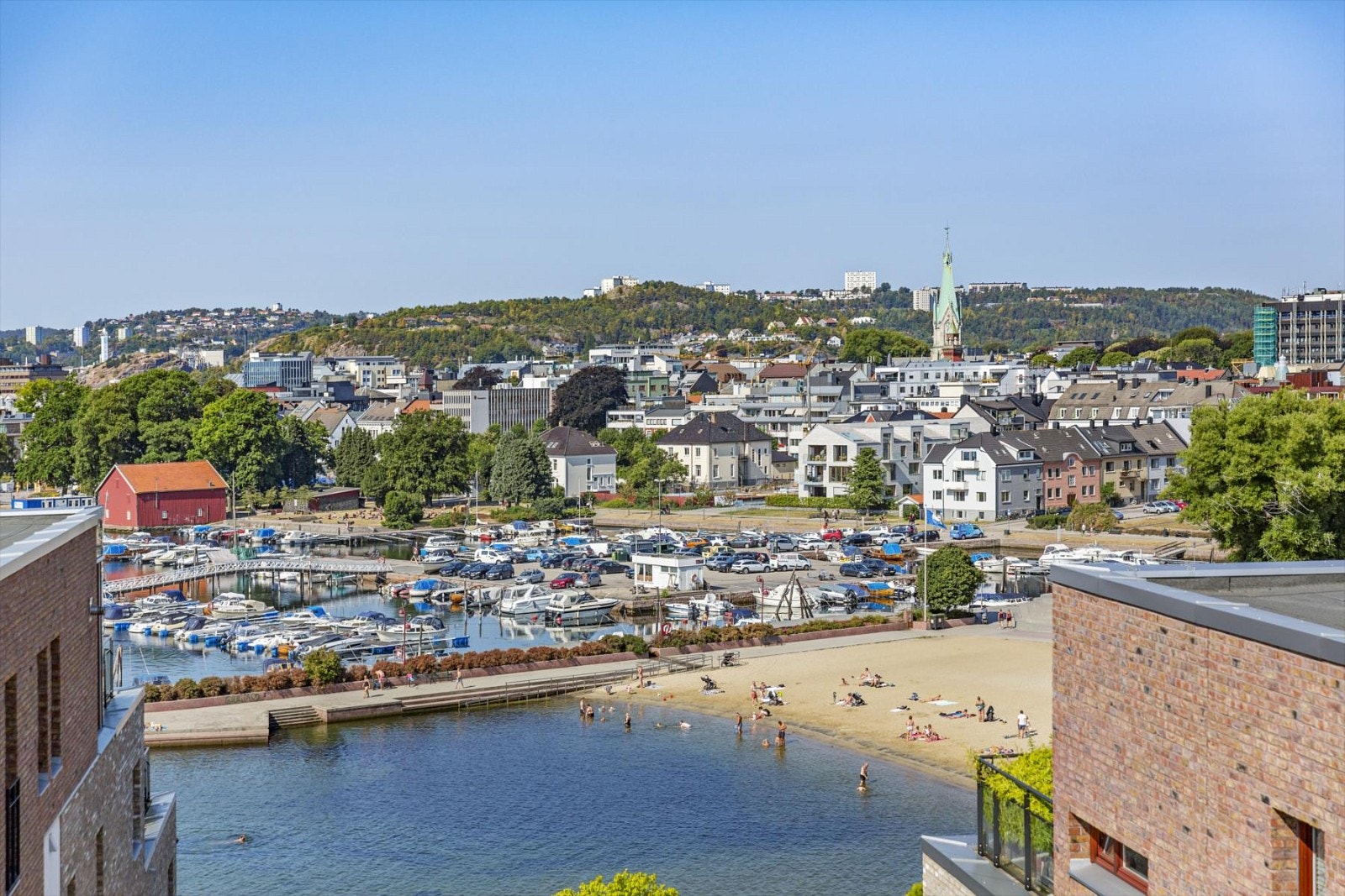 Utsikt mot Bystranda. Galleribilde