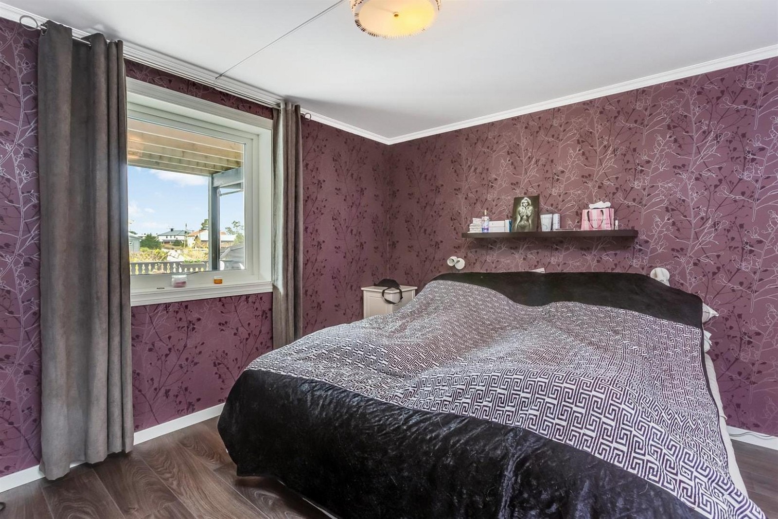 Soverom 1.etg. Galleribilde