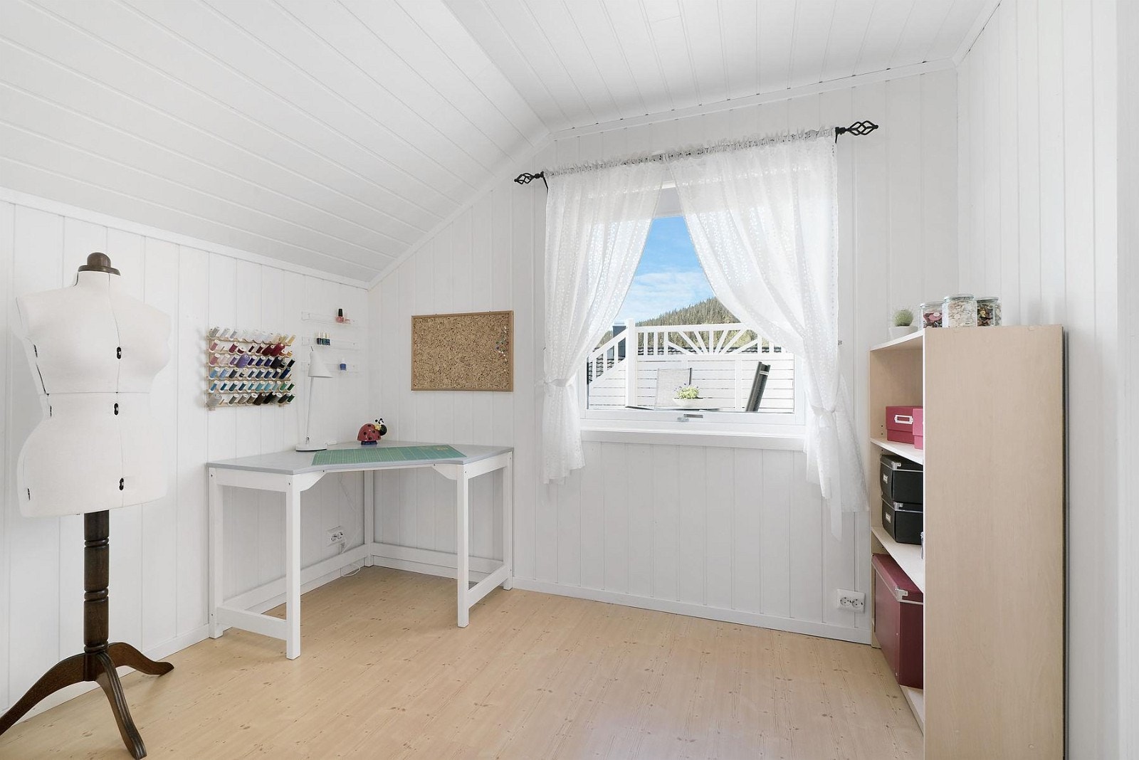 Sov 4 av 5. Beliggende i 2. etasje. Galleribilde