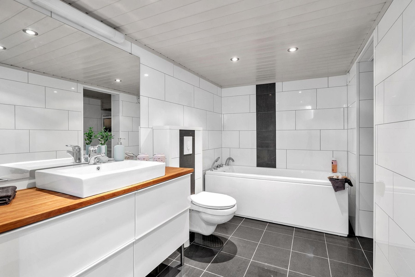 Meget pent og delikat bad Galleribilde