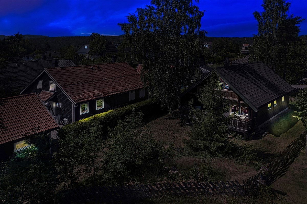 Kveldsfoto. Galleribilde