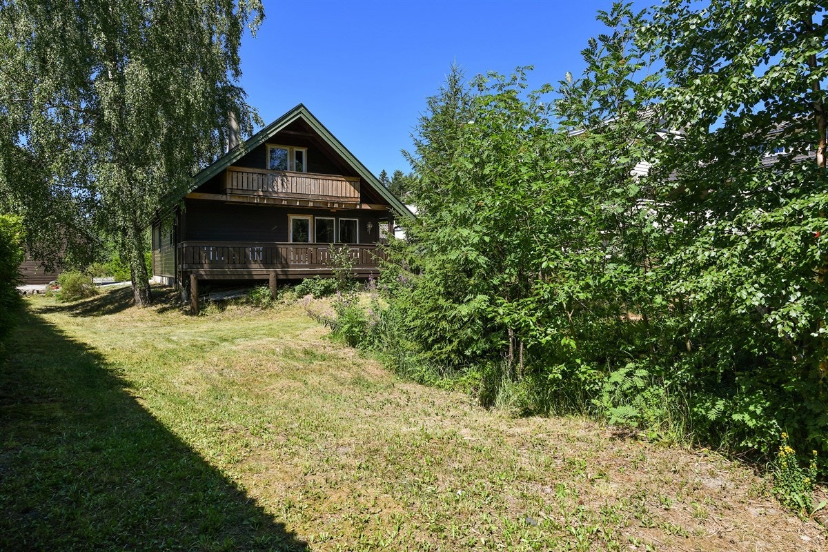 Klarinetten 5 er en koselig enebolig over to plan, i usjenerte omgivelser. Galleribilde