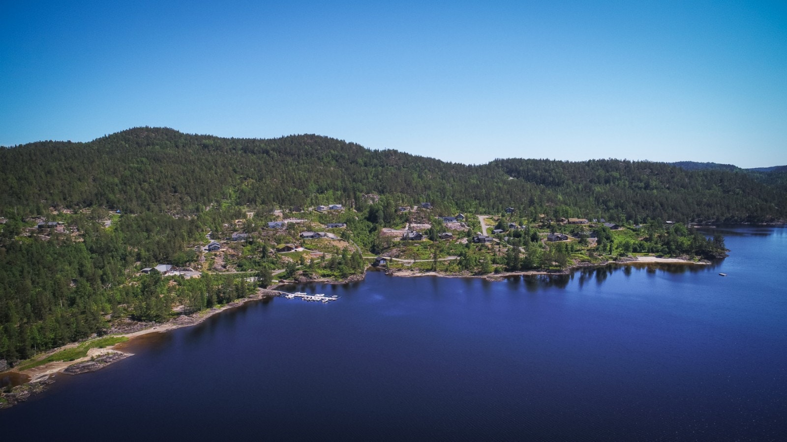Dronebilde over feltet Galleribilde