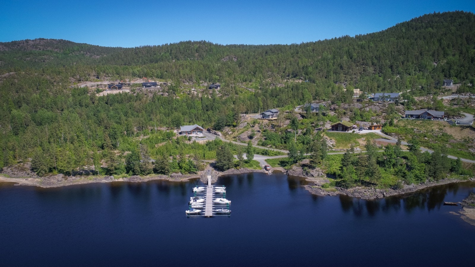 Dronebilde over feltet Galleribilde
