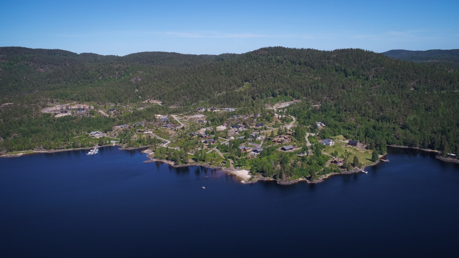 Dronebilde over feltet Galleribilde