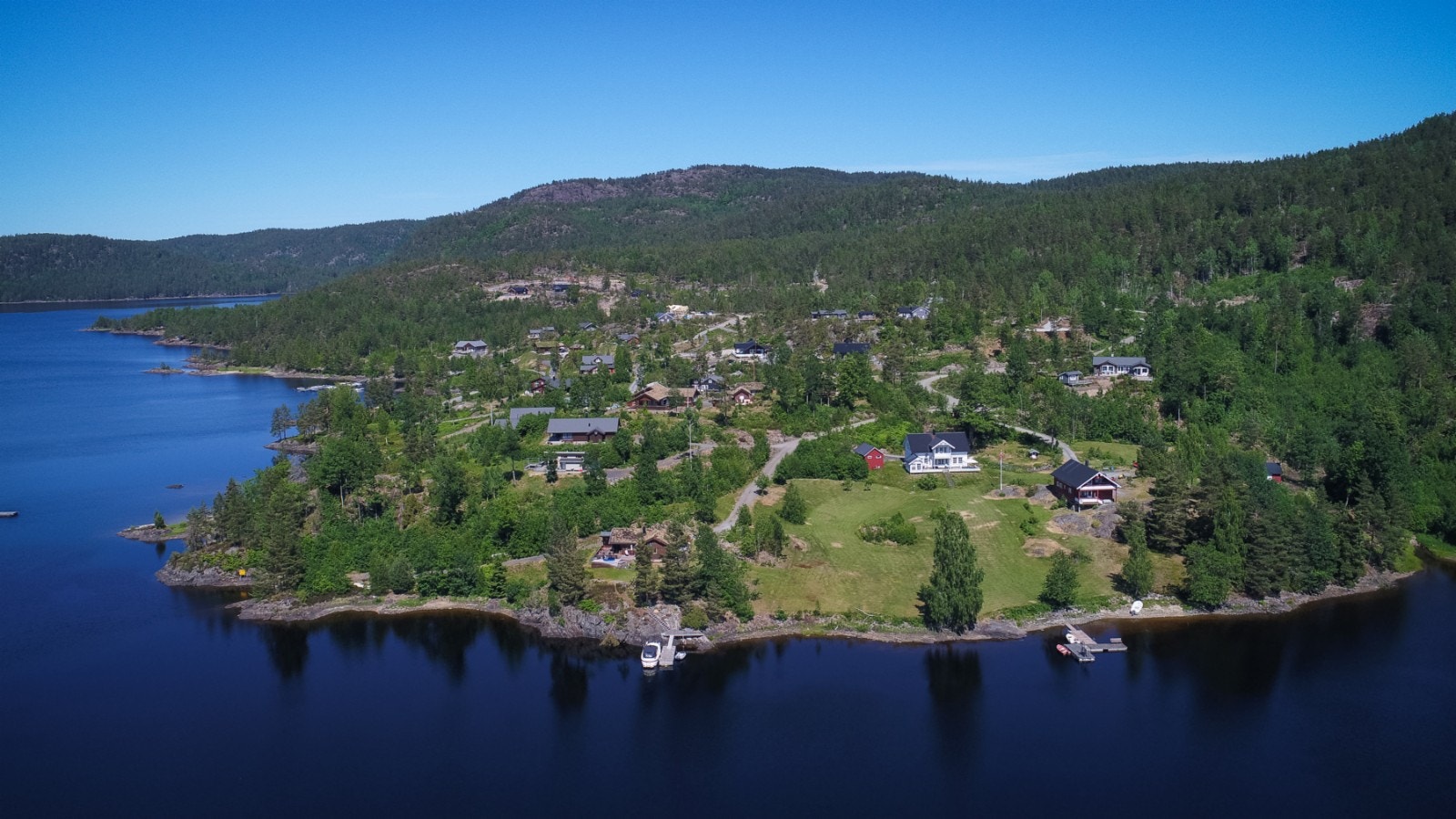 Dronebilde over feltet Galleribilde