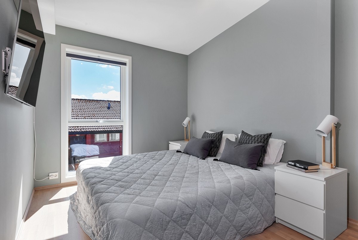 Hovedsoverom - god takhøyde på alle soverom Galleribilde