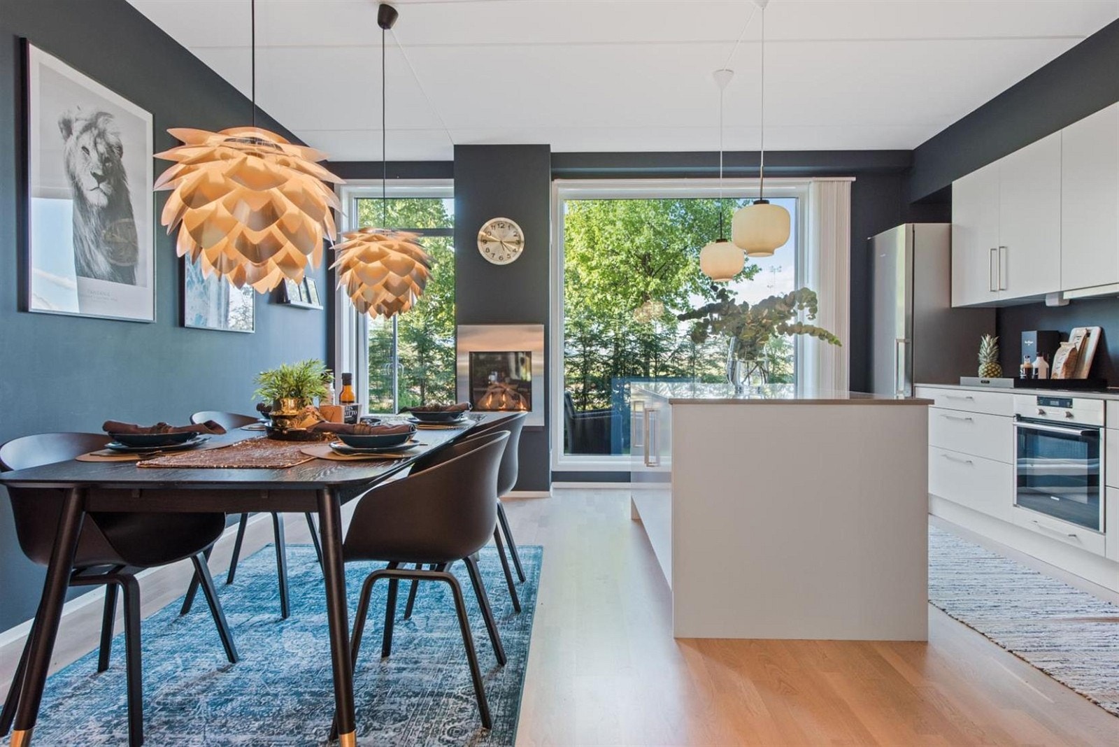 Eiendomsmegler Bettina Due v/ DNB Eiendom Fornebu ønsker velkommen til Bjørnenga 12G Galleribilde