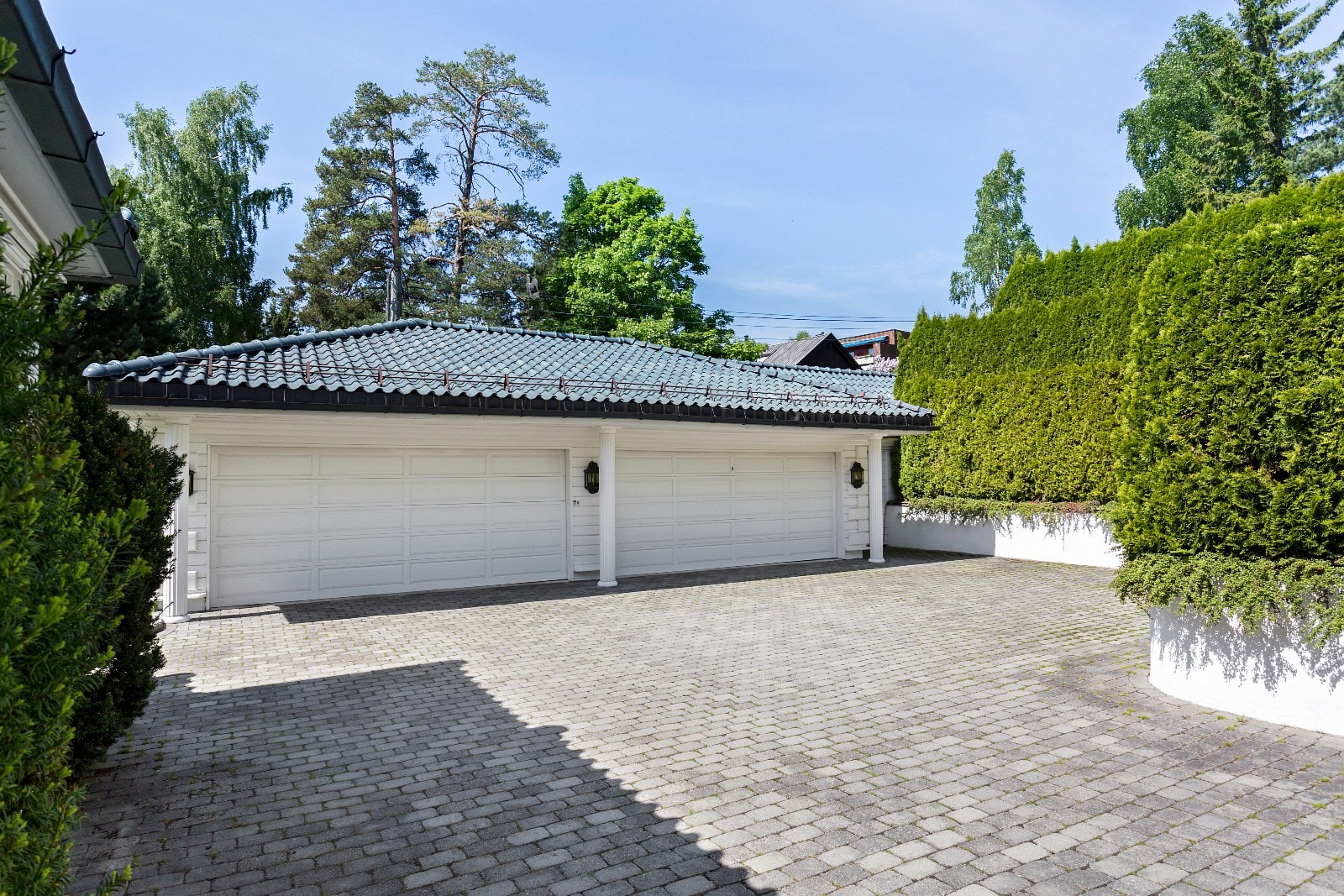 Garasjen til 4 biler Galleribilde