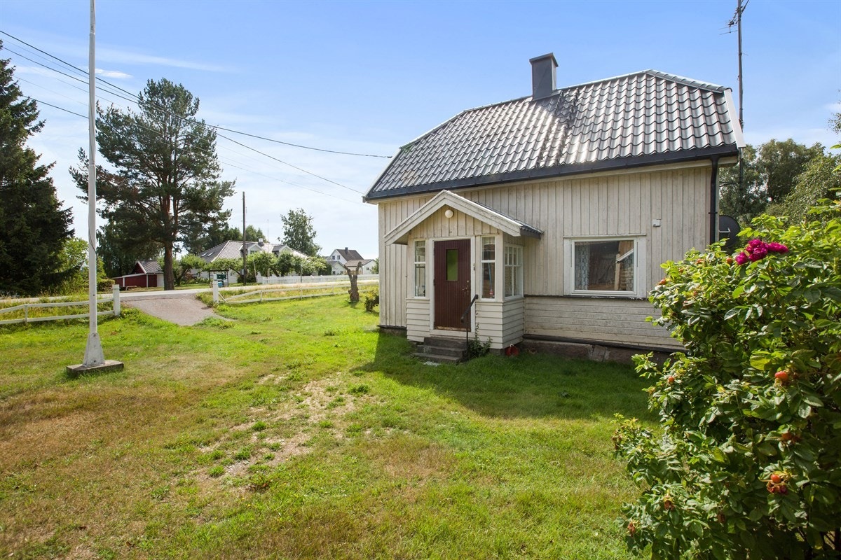 Fasade/hage Galleribilde