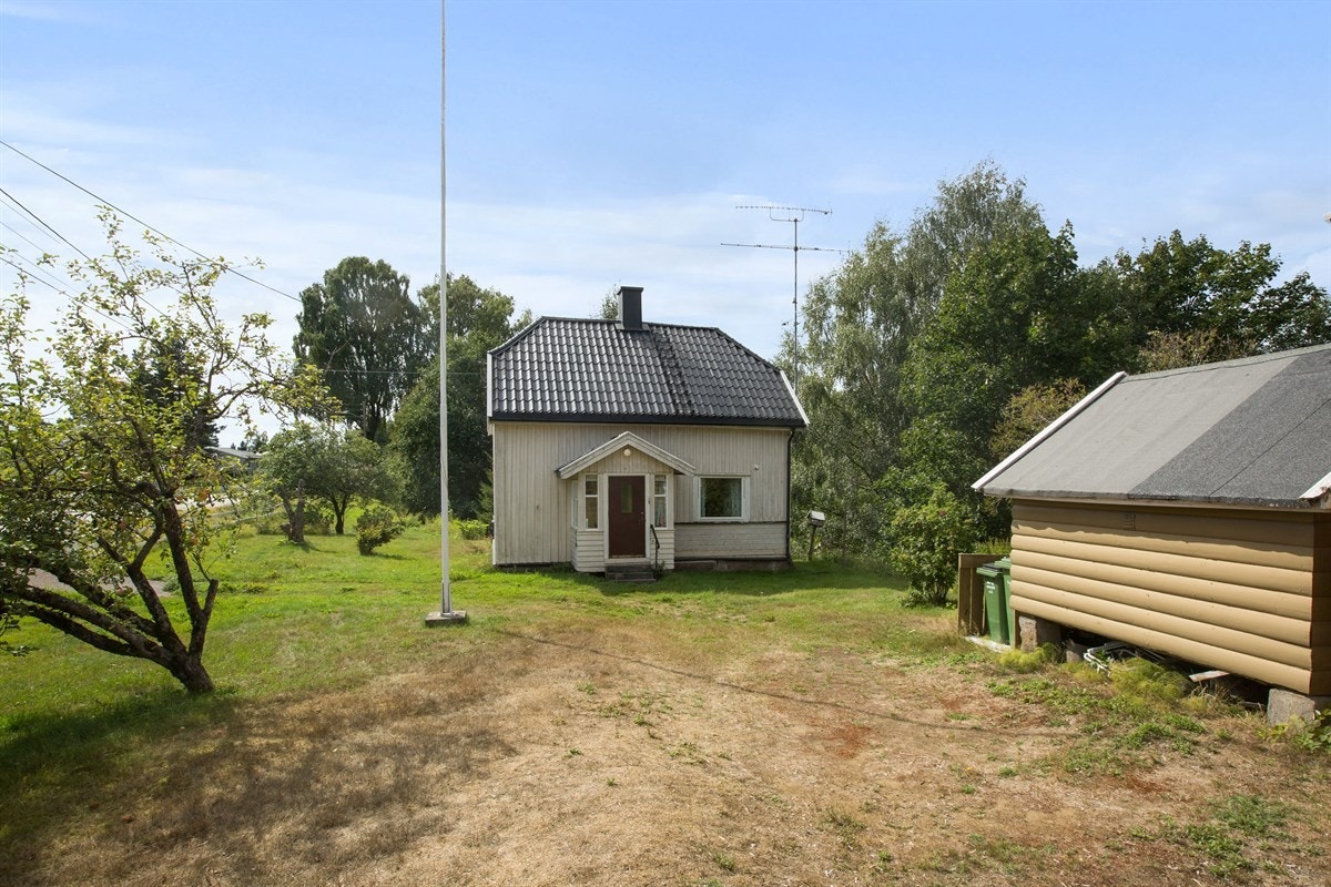 Fasade/hage Galleribilde