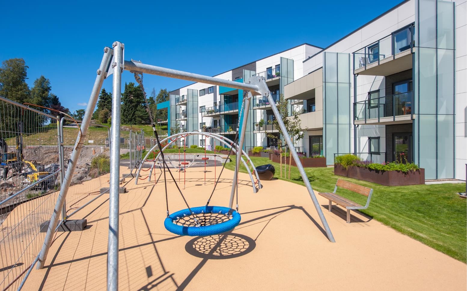 Lekeplass mellom bygg I og II Galleribilde