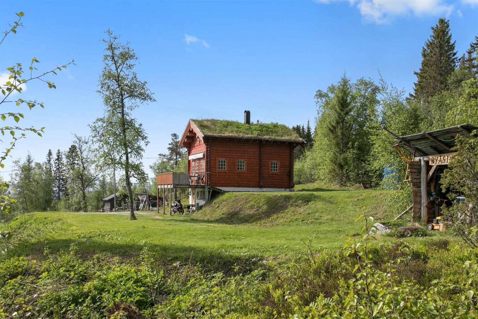 Pent opparbeidet tomt. Galleribilde