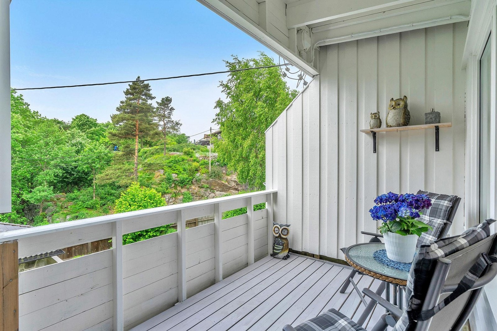 Adgang til overbygd veranda. Galleribilde