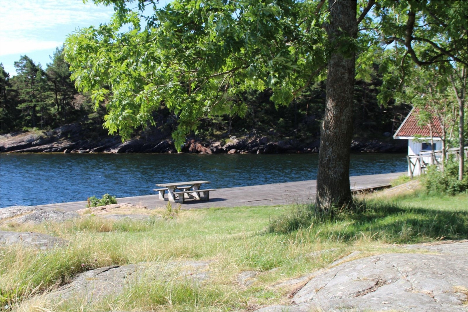 Fra området ved badeplassen ved Narviga Galleribilde