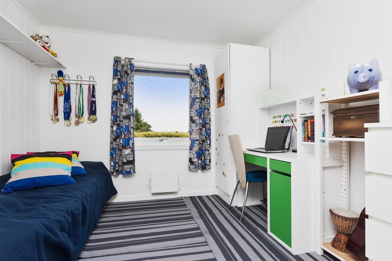 Fra soverom i u.etg. Galleribilde