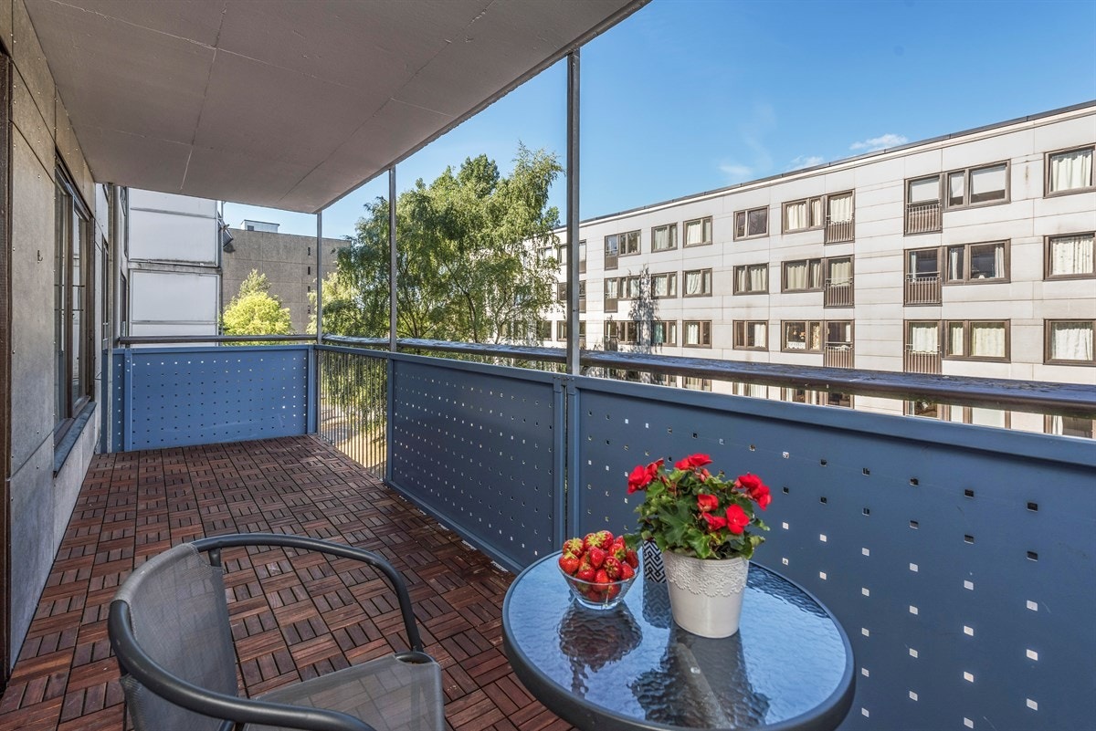 Rehabilitering av verandadør, utvendig fasade og vinduer har oppstart 1.kvartal 2019 i regi av borettslaget. Galleribilde