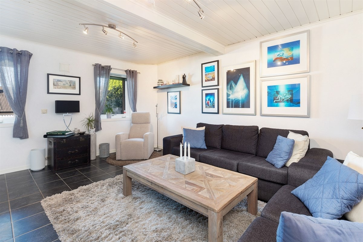 17Kjellerstue Galleribilde