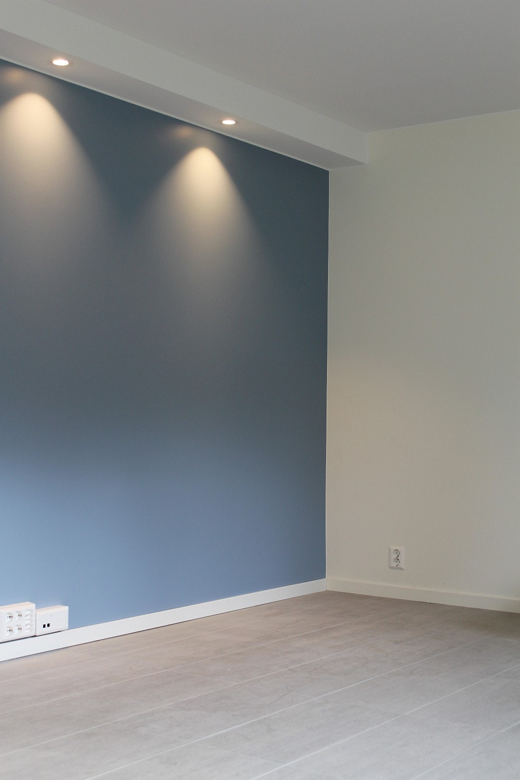 Tidløs og moderne stue Galleribilde