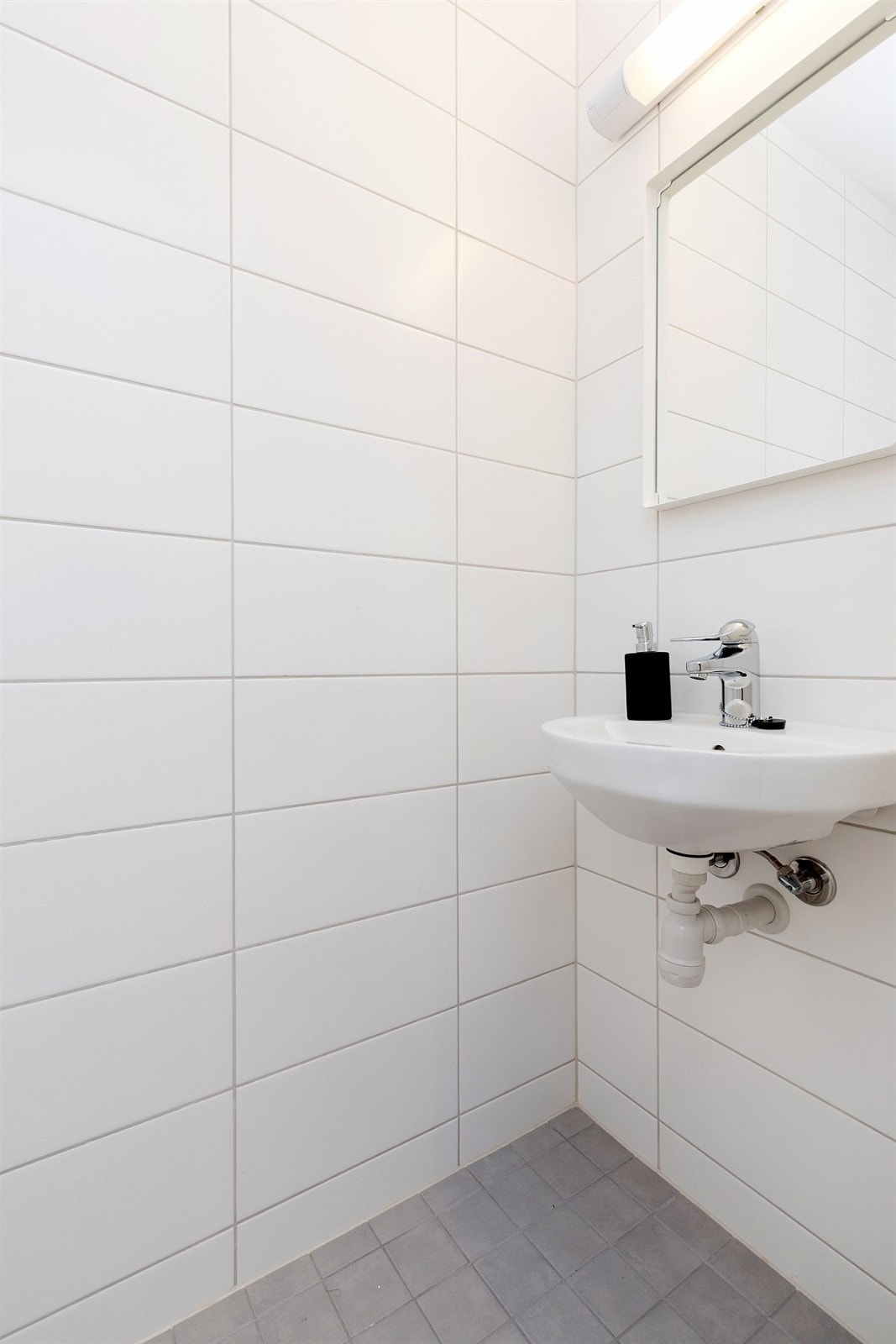 Separat gjestetoalett v/ entrè Galleribilde