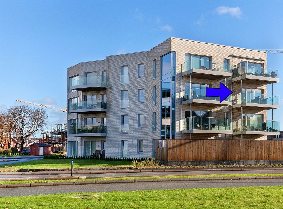 Boligen ligger i 3. etasje med gode solforhold vendt mot vest Galleribilde