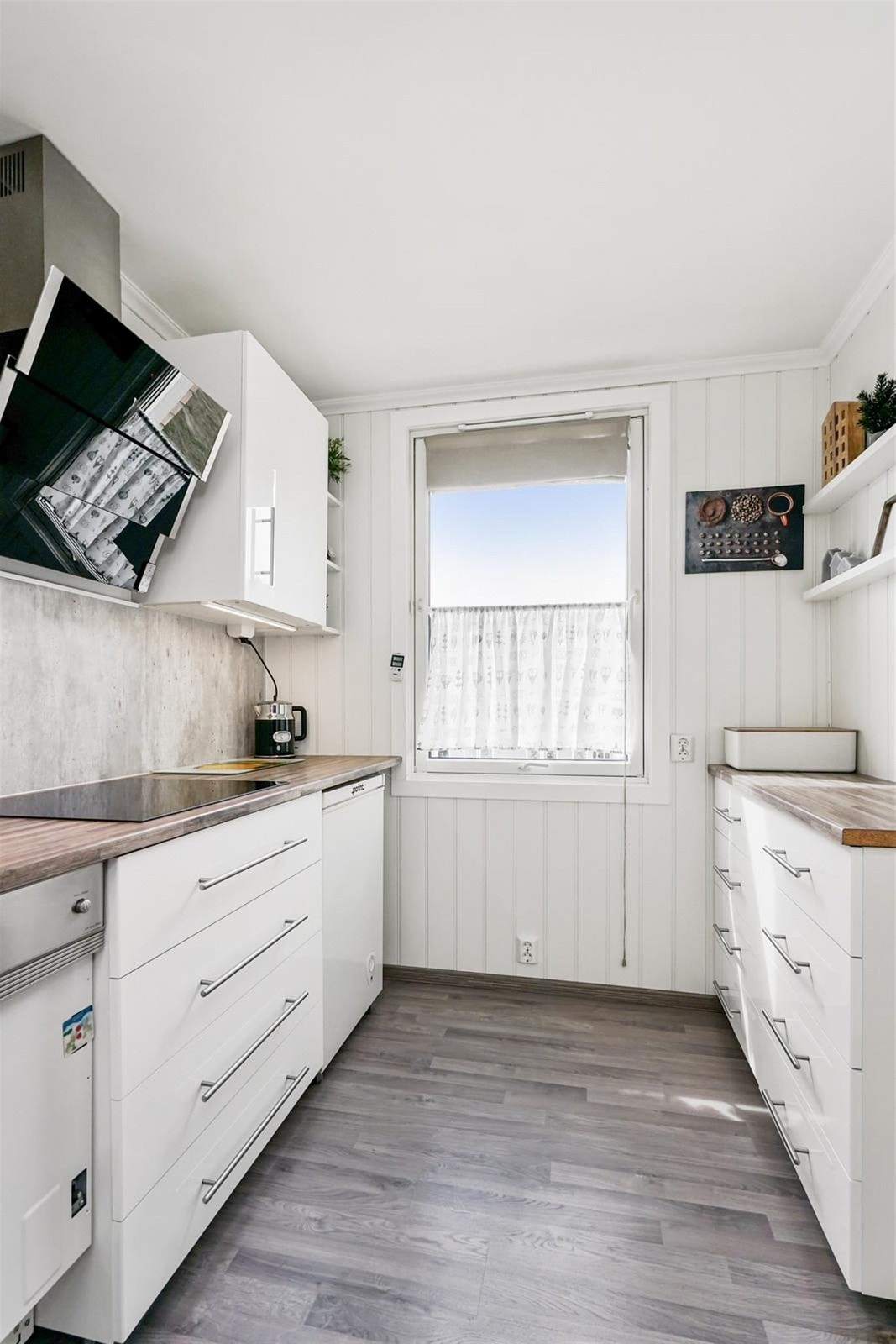 Nylig oppusset kjøkken Galleribilde