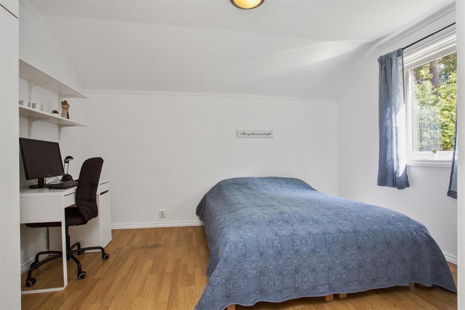 Med plass til kontorplass e.l. Galleribilde