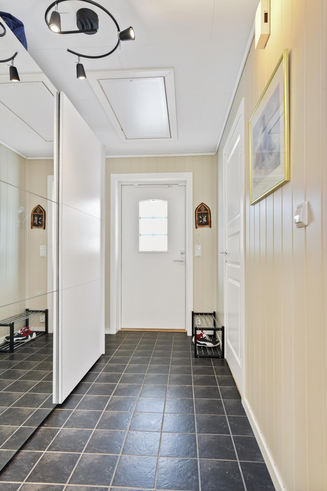 Gang/Entrè. Galleribilde